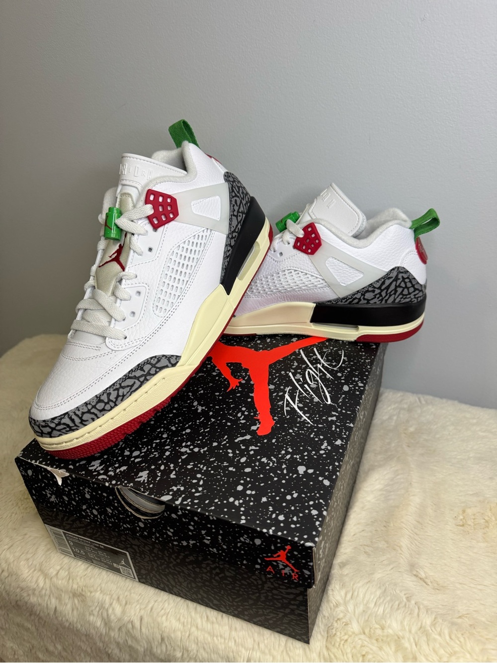 Jordan Spizike Low SE 🐸